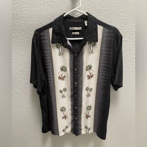 Batik Bay Men's Tropical Print Shirt - Size XL - EUC